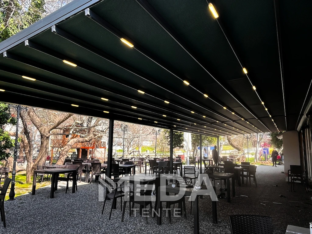 İzmir Buca Dere Cafe otomatik pergola uygulaması - proje görseli