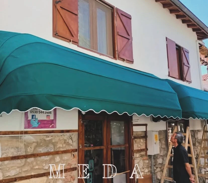İzmir Meda körüklü tente uygulaması